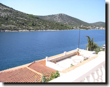 Apartments near Trogir Dalmatia Croatia - Villa Carmen holiday house