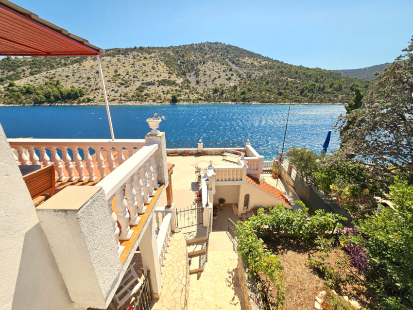 apartments for rent Croatia holiday apartments - Villa Carmen vacations